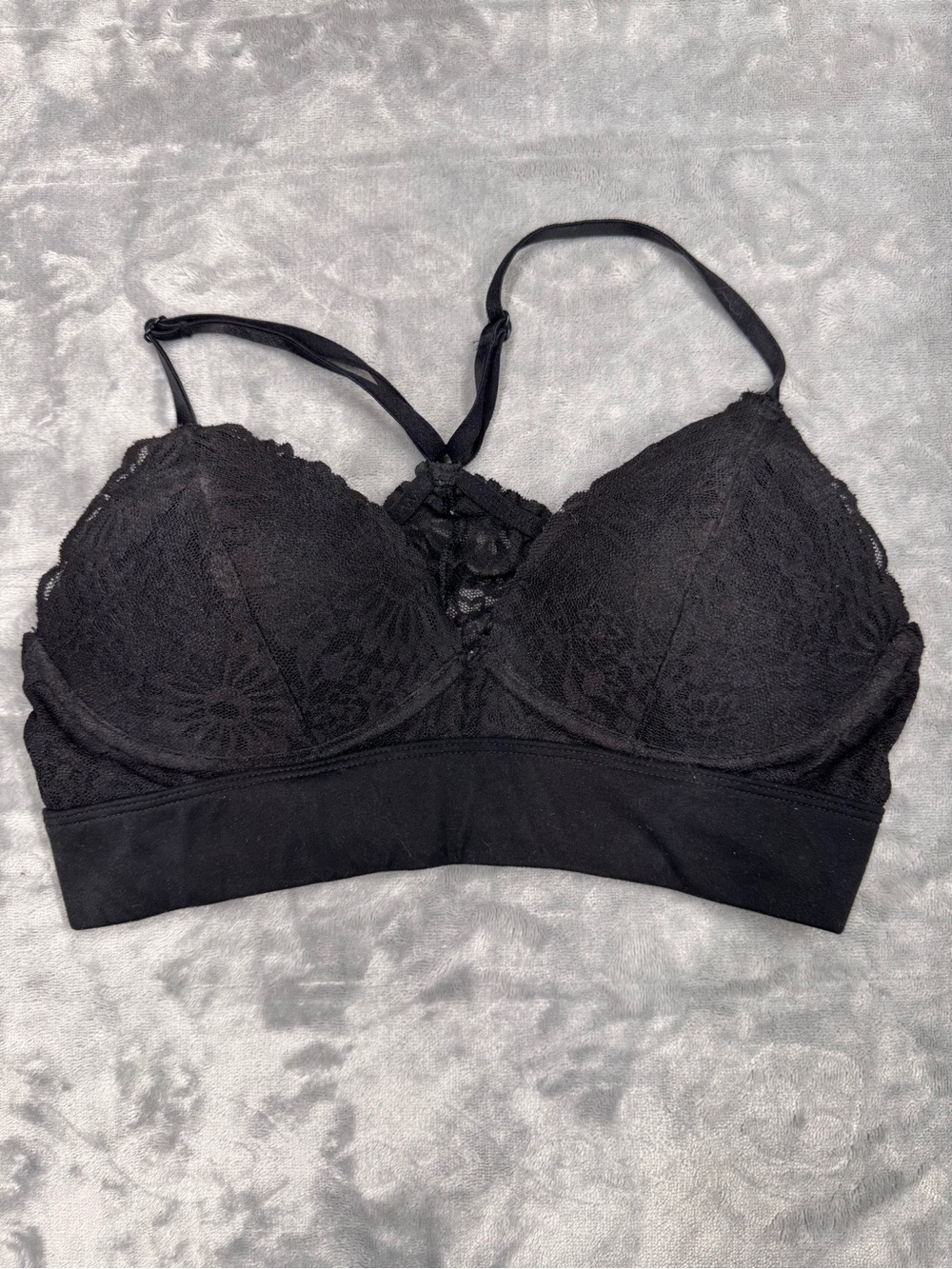 PINK‎ Victoria's Secret Black Lace Lightly Lined Bralette